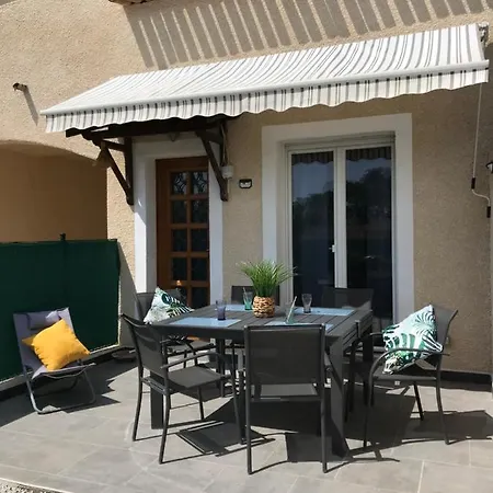 Holiday home Anais *